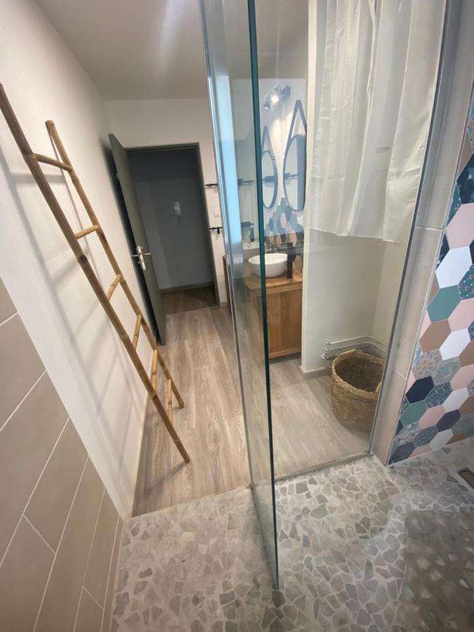 Le Bon'Appart Saint-Gilles-les Bains Bagian luar foto